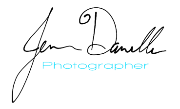 Jenna Danelle Photographer logo